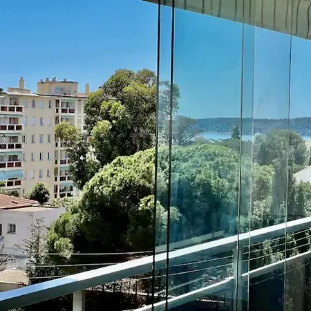 Grande Terrasse Vue Degagee En Basse Californie * Cannes